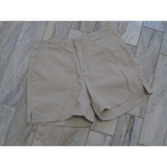 Dockers women's size 4 Khaki Chino shorts MSRP $60 - Picture 1 of 6